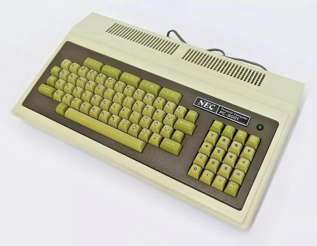 【ブル】パソコン　　PC-8001 　NEC NEC PC-8001 - Old Crap Vintage Computing