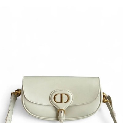 Dior East West Bobby Flap White Calfskin (hx061826e7r)