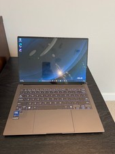 ASUS Zenbook S 14 14" 3K OLED Touch Laptop Ultra 7 256V 16GB RAM 1TB SSD 3