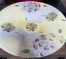 A Stunning Italian Hand Crafted Fruitbowl Centrepiece 