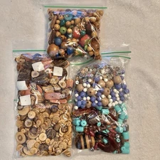 Lot Of Wooden Craft Jewelry Making Beads Macrame Plastic Resin MOP Shell 