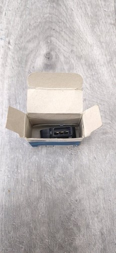 Genuine Ford Throttle Position Sensor Potentiometer 90TF9B989BA , 6854780 - Picture 13 of 13