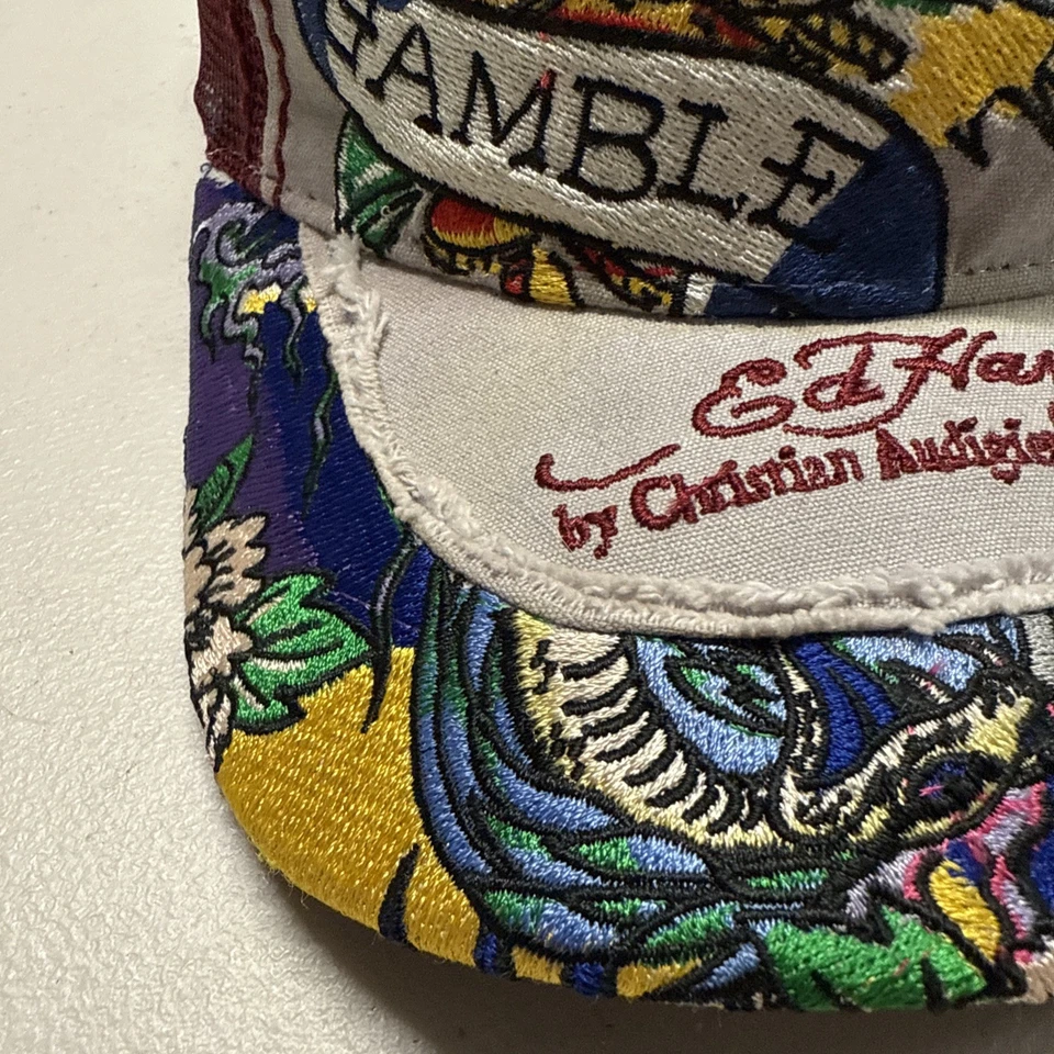 De Colección Ed Hardy Love Is A Gamble Sombrero Bordado Camionero Snapback Sombrero Y2K Foto 4 de 4