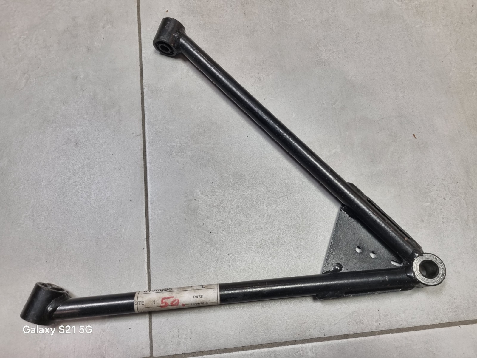 Triangle suspension AV D ou G Ligier 0150085 pour voiture sans permis IXO