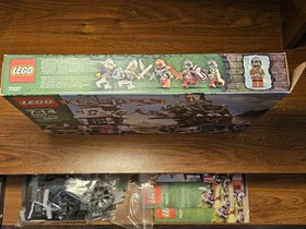 LEGO Castle: Tower Raid (7037) 99% complete w/box and instructions