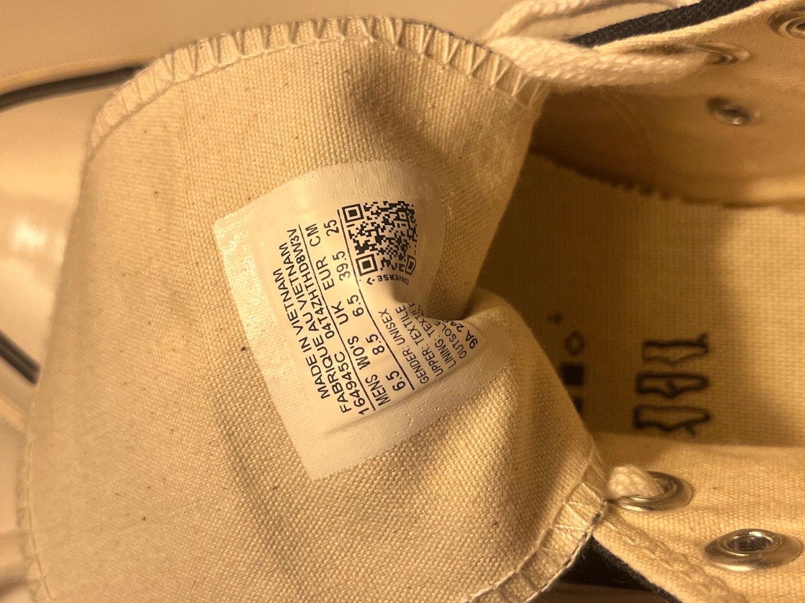 Siz 6.5 Men / 8.5 Women - Converse Chuck 70 High Obsidian thumbnail 6