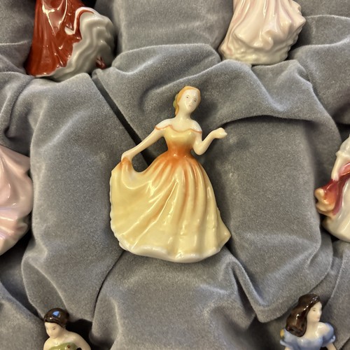 Royal Doulton 2002 Set TINY PRETTY LADIES Mini 2.5” Porcelain Figurines VINTAGE - Picture 6 of 21