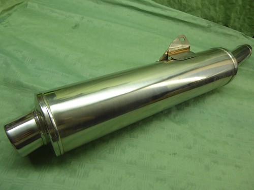 Exhaust DAYTONA T595N Triumph Muffler Exhaust 147PS T2201849 - Picture 2 of 8