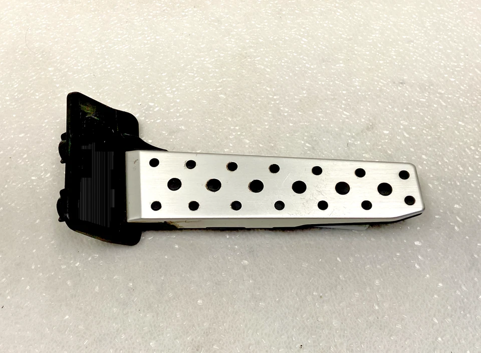 13-15 Lexus GS350 GS450h Gas Accelerator Pedal F-Sport PO25 - Image 2 of 4