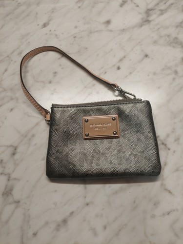 MICHAEL KORS JET SET SIGNATURE MK PVC SMALL POUCH LEATHER TRIM WRISTLET GRAY