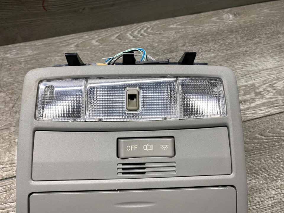 OEM TOYOTA HIGHLANDER 2008-13 CONSOLA DELANTERA PANEL DE LUZ DOMO Foto 2 de 4