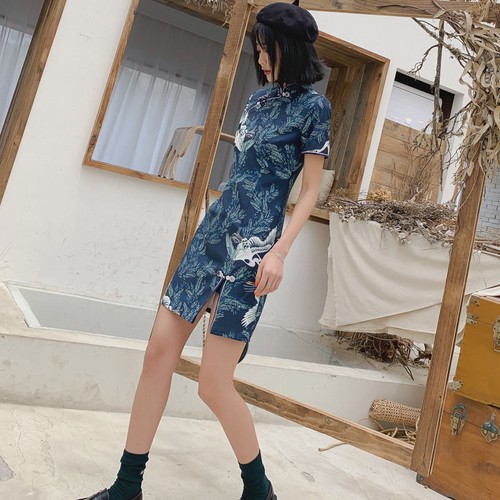Lady Chinese Traditional Cheongsam Frog Button Short Qipao Dress Side Slit Retro - Afbeelding 1 van 10