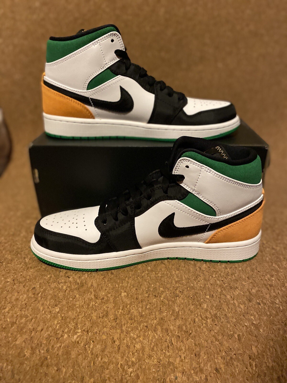 jordan 1 lucky charms