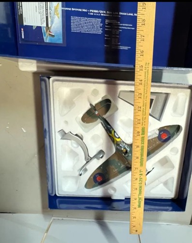 Corgi AA33902 Supermarine Spitfire MK1 P9386/QV-K Sqn. Brian Lane Airplane 1:32 - Picture 1 of 5