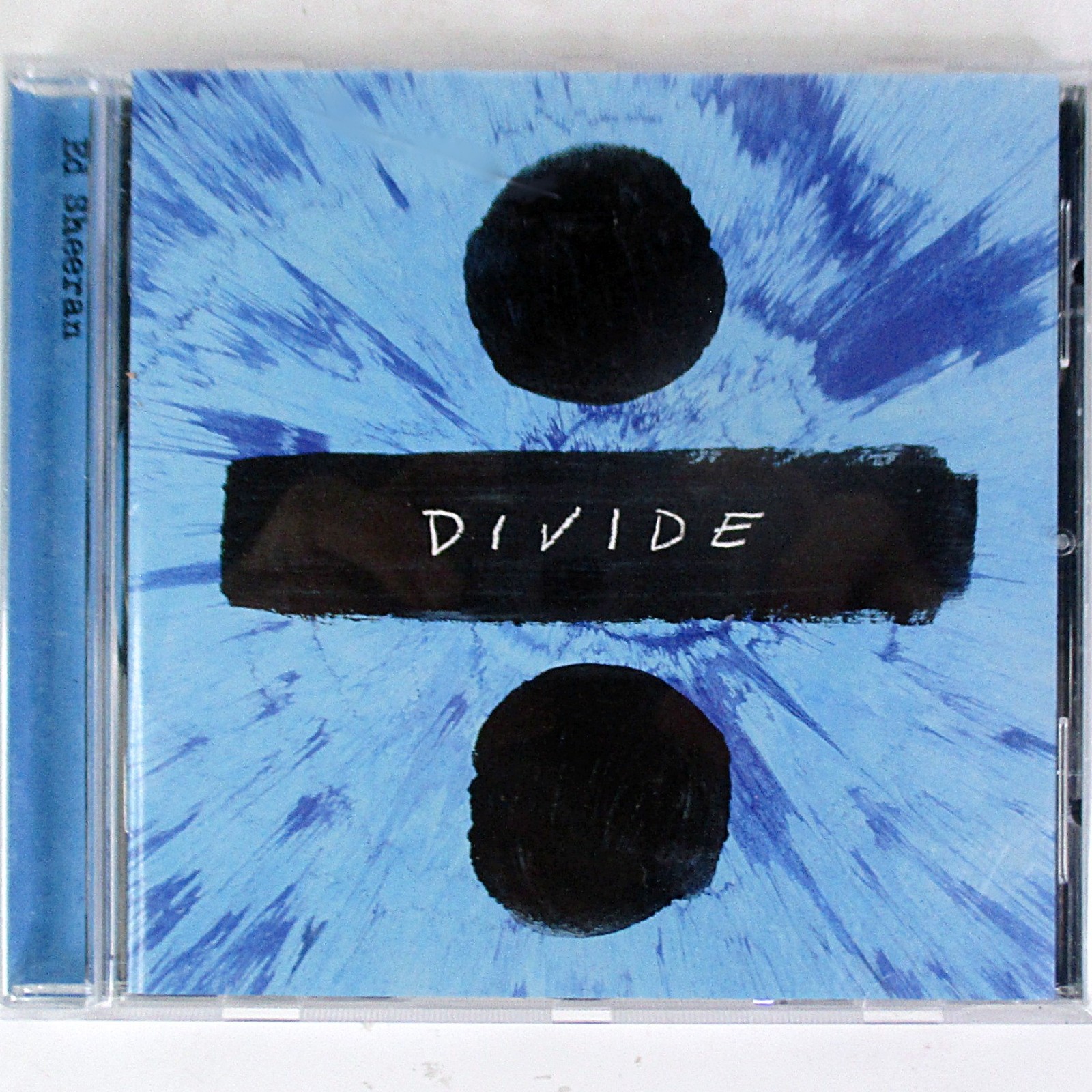 Ed Sheeran - Divide (CD Album, 2017 Asylum) 12 Tracks