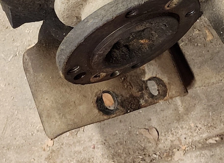 1981-93 DODGE W150 W250 W350 4x4 Truck Automatic Transmission Crossmember OEM - Image 2 of 4