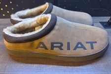 Ariat AR2844 Logo Hooded Clog Slippers Men  s Size 10 Tan Suede Faux Fur