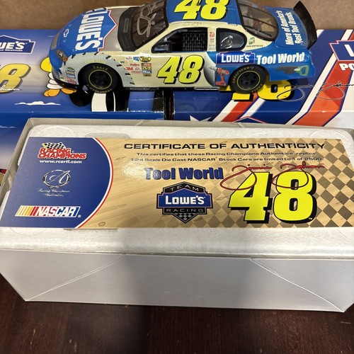 Jimmie Johnson 2004 Lowes /Tool World Monte Carlo 1:24 scale NASCAR Diecast - Picture 17 of 21