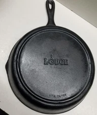 Vtg Lodge Cast Iron Chef Skillet 10" 3-Notch Heat Ring 2-Spout USA D47SK FLAT!
