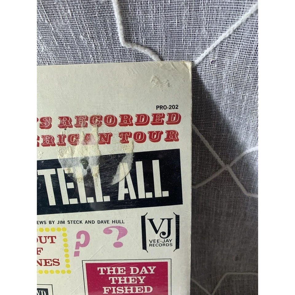 VTG BEATLES VINYL Hear The Beatles Tell All SEALED SHRINK Record Vee Jay PRO202 - Image 4 of 4