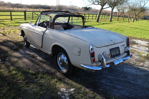 Fiat 1500 Pininfarina Cabriolet 1965 Californian barn find - Picture 2 of 7