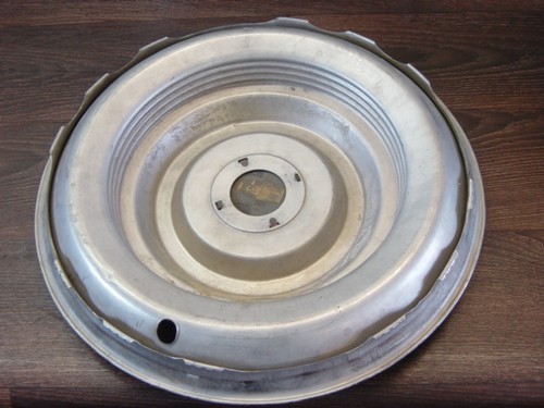 1954-1955 CADILLAC Satz (4) Radkappen/Hup Caps,ordentlich und inklusive Emblem ! - Picture 5 of 6