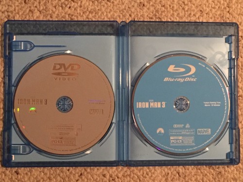Iron Man 3 (Blu-ray Disc / DVD Combo - 2013, 2-Disc Set) - Bild 3 von 4