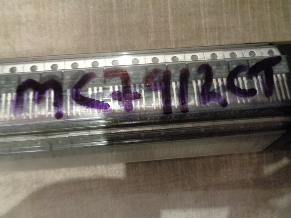 TO-220 Voltage Regulators L78 & L79 Range ORIGINAL ON-SEMI AND STM PARTS x10pcs - Image 3 of 4