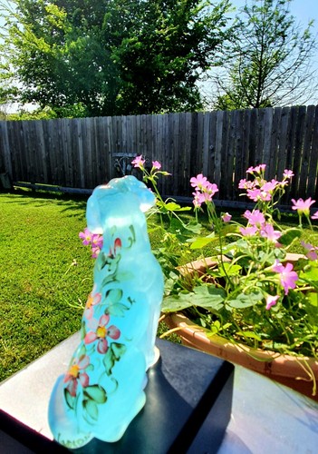 Hand-painted Blue Opalescent Glass Hand Crafted Labrador artists signed cute dog - Picture 3 of 9