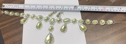Jugendstil Peridot grün Strass Halskette & Ohrring Set hübsch!!!! - Bild 5 von 6