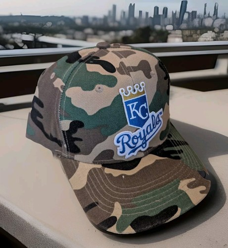 Cappello con logo e berretto mimetico Kansas City Royals. Vestibilità regolabile. . Fantastico - Foto 3 di 4