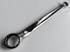 SNAP-ON 15/16–1" 12-POINT SAE FLANK DRIVE 10° OFFSET BOX WRENCH SPANNER XB3032A