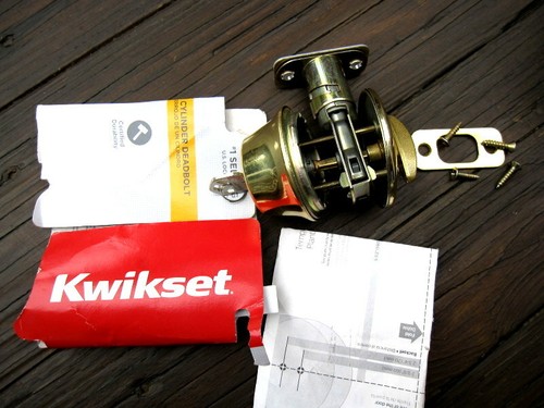 Brandneu Kwikset Einzylinder Riegel Türschloss gleichschließend Eingang poliertes Messing - Bild 7 von 10