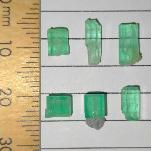 Lote de piedras preciosas naturales crudas áspera faceta esmeralda cristales sueltos Panjshir 5,48 quilates - Imagen 1 de 7