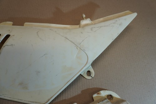 Suzuki DR125 S DR 125 1989 SF43B MODEL set of sidepanels damaged cover frame - Picture 5 of 12