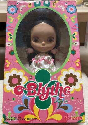Neo Blythe Very Cherry Berry Fashion Doll Playsets Takara Tomy