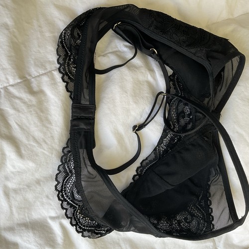 Elegant Black Lace Bra Size XS - Picture 6 of 6