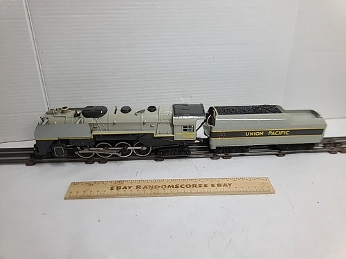 Lionel O Gauge 6-8002 Union Pacific 2-8-4 Diecast Berkshire Locomotive & Tender