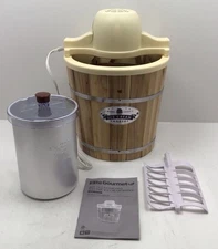 Elite Gourmet 4 Qt. Old Fashioned Pine Bucket Electric Ice Cream Maker W/Defects