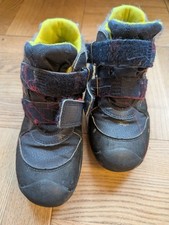 Pre-owned Geox children s winter boots in black with bright yellow interior lini