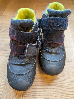 Pre-owned Geox children s winter boots in black with bright yellow interior lini