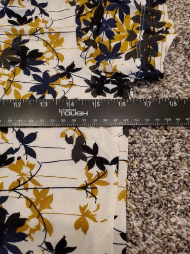 Roberto Cavalli black white Floral Stylish Rayon/spandex Stretch Top Size 42 (M) - Picture 3 of 9