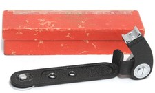 Leitz Leica CTOOM Flash Bracket Holder 15541P near mint in red makers box