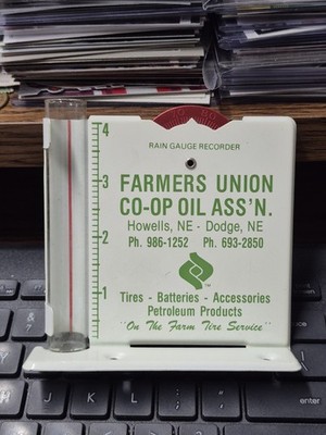 VINTAGE FARMERS UNION CO-OP OIL ASS'N HOWELLS, NE RAIN GUAGE & RECORDER NIB
