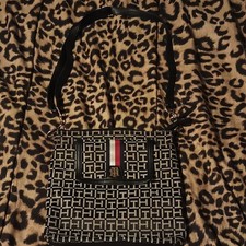 Tommy Hilfiger Black White Logo Shoulder Bag ...