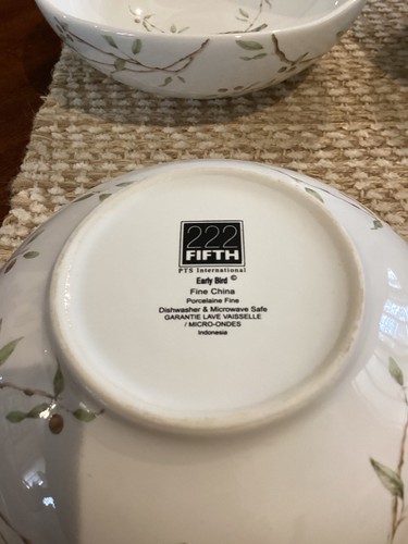 222 Fifth Early Bird Lot of 4 - 6 1/2” Soup or Cereal Bowls EUC - Picture 3 of 3