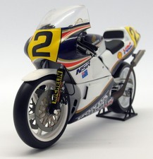 Minichamps 1/12 Scale - 122 870002 Honda NSR 500 Wayne Gardner GP 1987