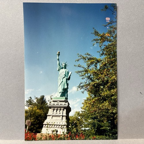 Vintage Found Photo Dutch Wonderland Statue Of Liberty