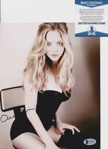 Amanda-Seyfried-Sexy-Signed-Autograph-8x10-Photo-Beckett-BAS-COA-1