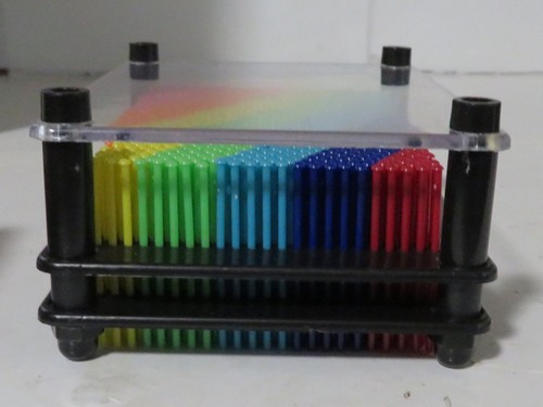 Pin Point 3D Impressionen Kunststoff Pin Art Board Spielzeug Kinder und Erwachsene Regenbogen gebraucht - Bild 7 von 13